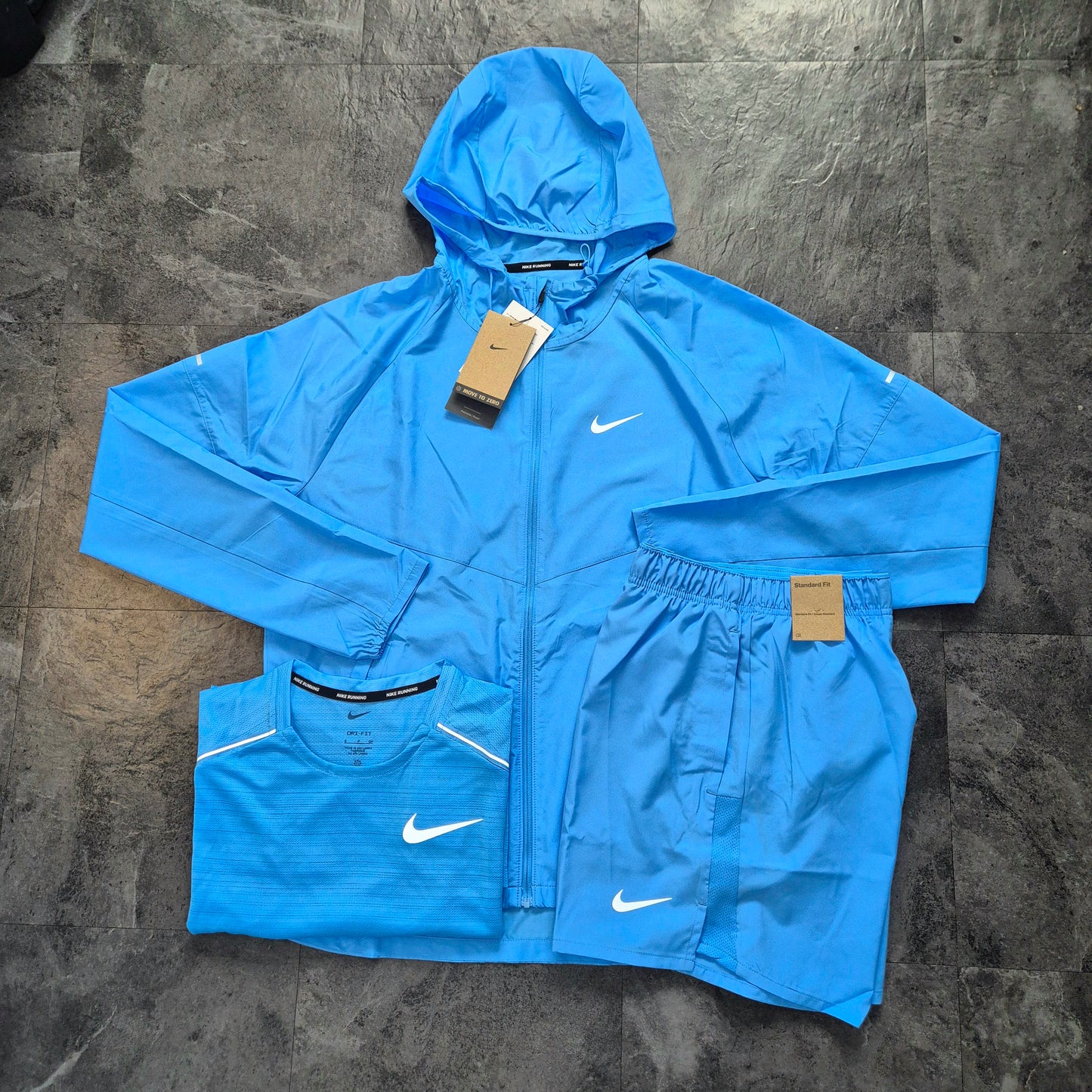 NIKE REPEL WINDRUNNER & 5" CHALLENGER SHORTS SET (UNIVERSITY BLUE)