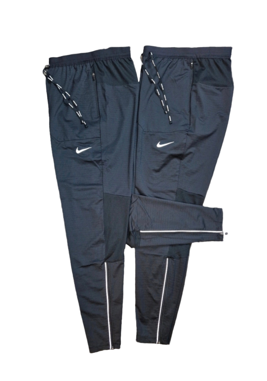 NIKE MINT UV WINDRUNNER & BLACK PHENOM PANTS