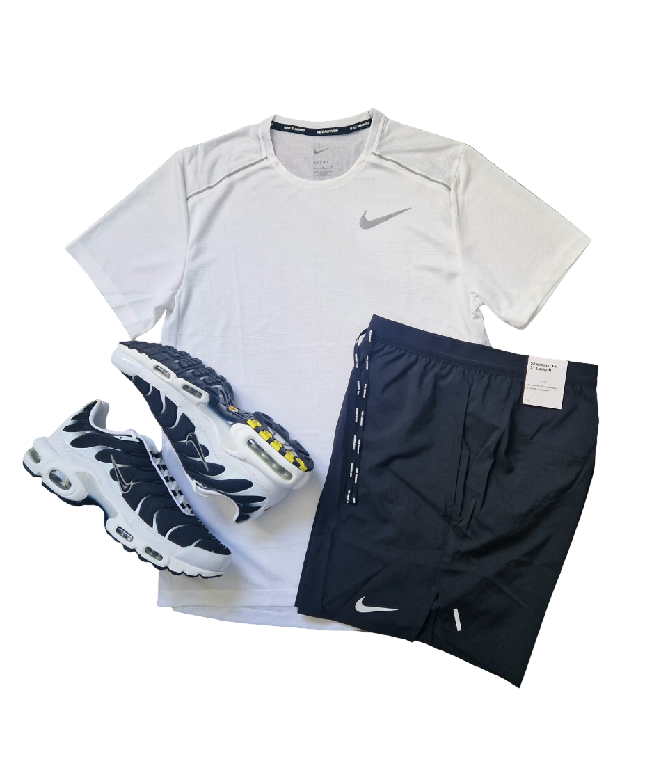 Nike Ice White Uv Windrunner, Miler 1.0 & Flex Stride 7" Shorts Black.