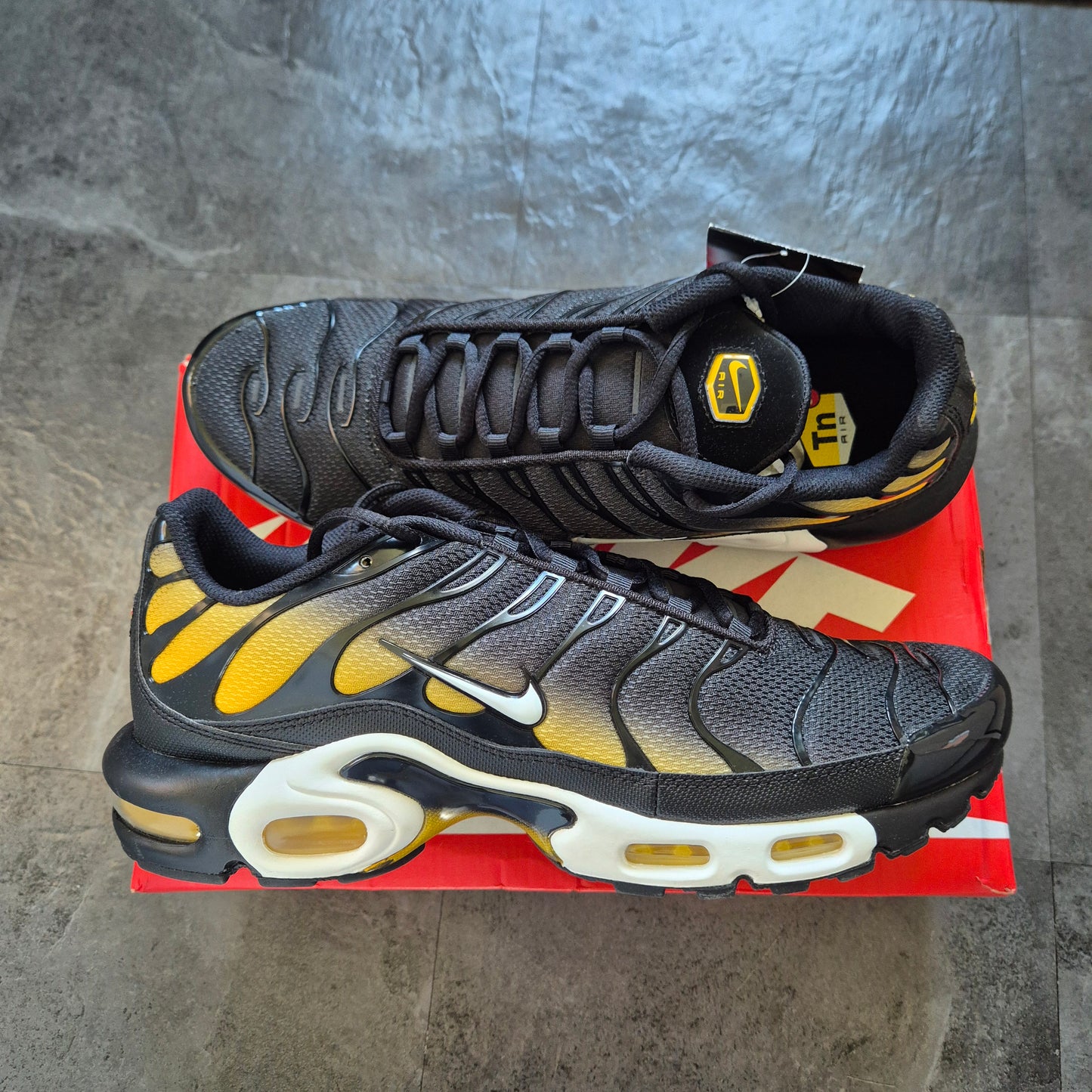 Nike Airmax Plus Tn (University Gold/Black)