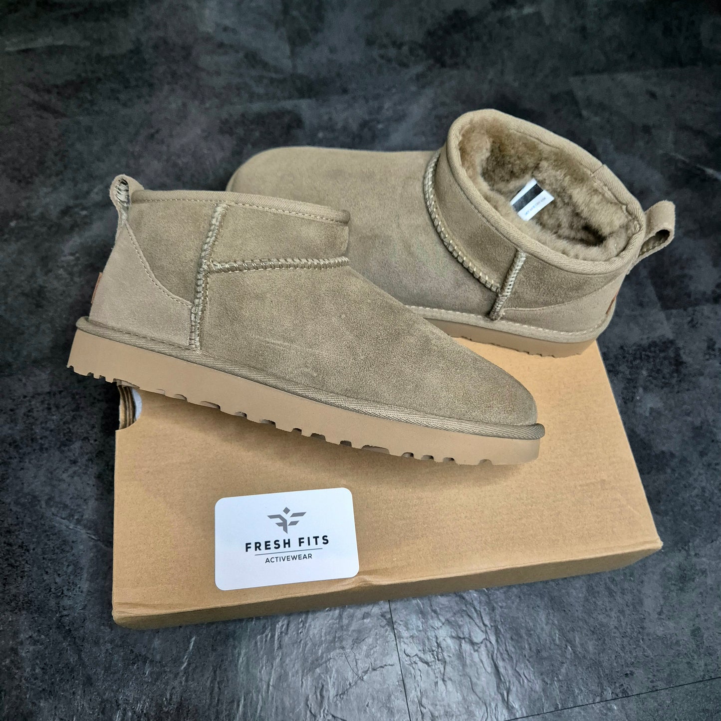 UGG ULTRA MINI BOOTS (ANTELOPE)