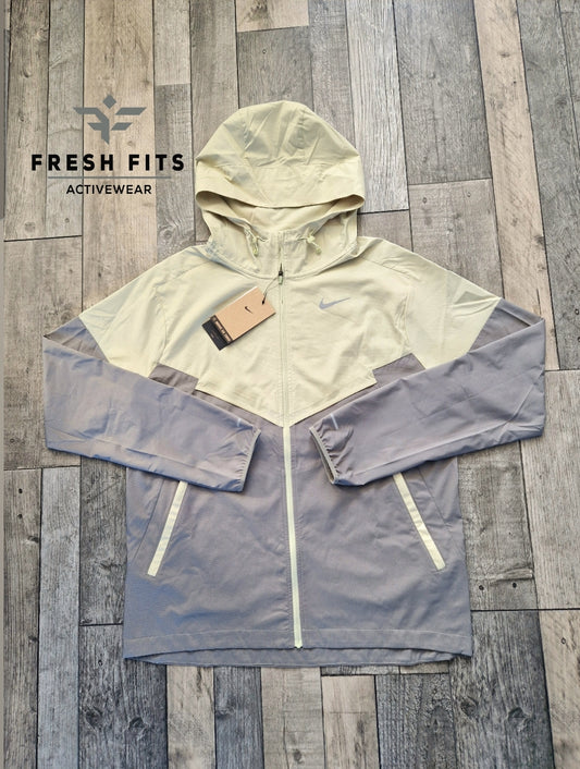 NIKE REPEL UV WINDRUNNER OLIVE AURA