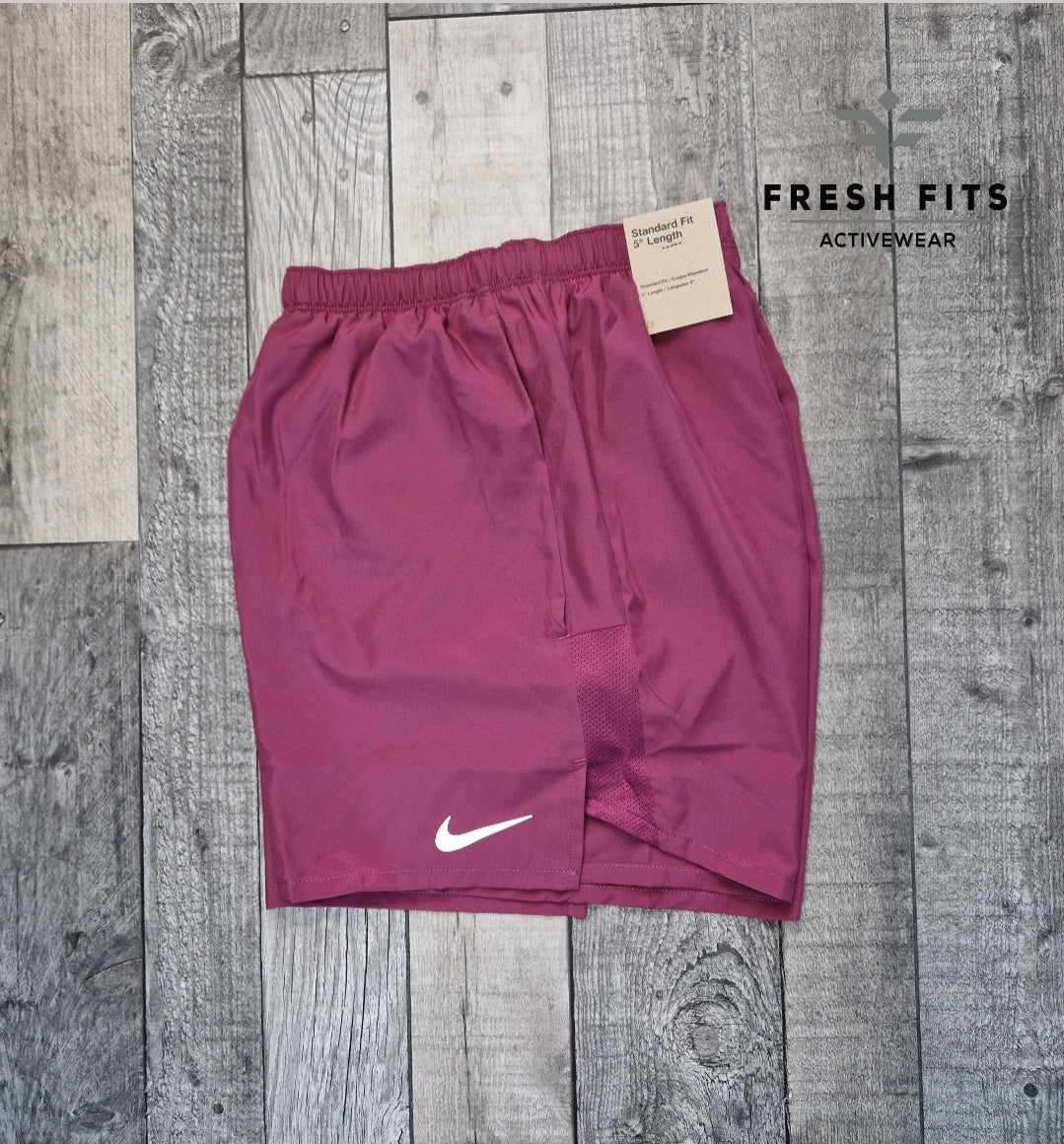 NIKE CHALLENGER SHORTS (5") MAROON