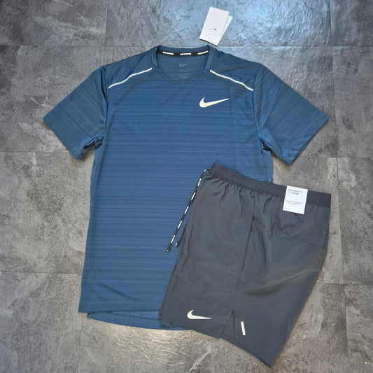 NIKE MILER 1.0 ARMOURY NAVY TSHIRT & FLEX STRIDE SHORTS BLACK
