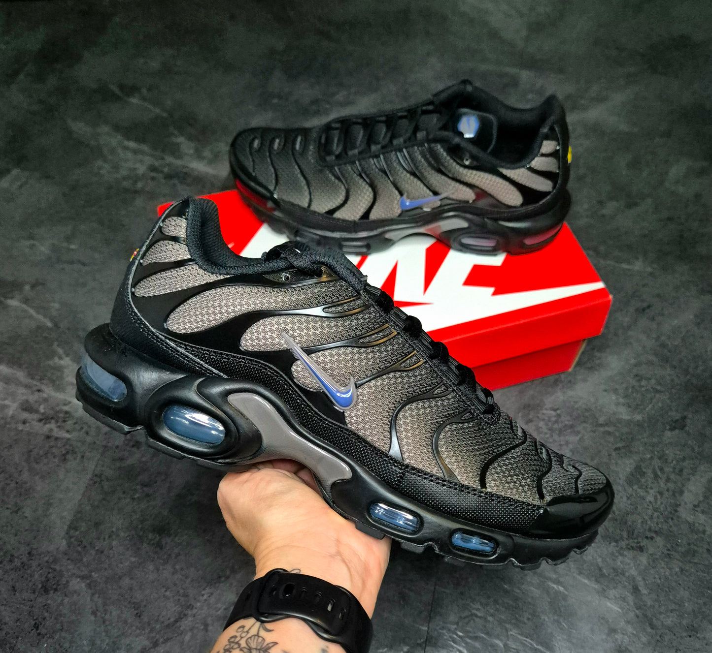 Nike Airmax Tn (Black- diffused Blue- Cave Stone)