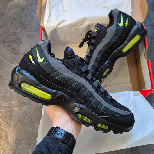 NIKE AIRMAX 95 RETRO LOGO (black/wolf grey/neon)