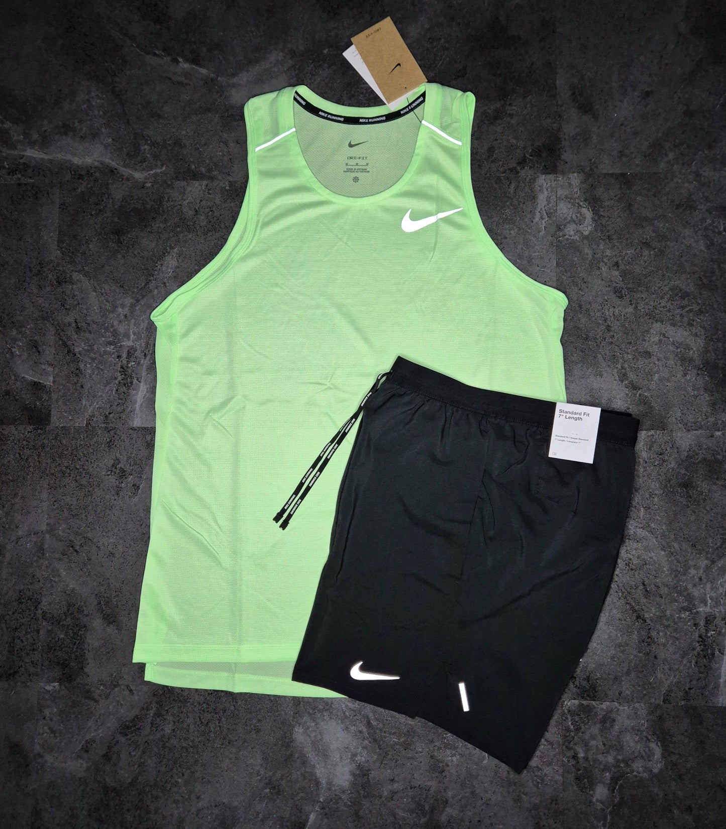 NIKE MILER DRI FIT VEST (VAPOUR GREEN)