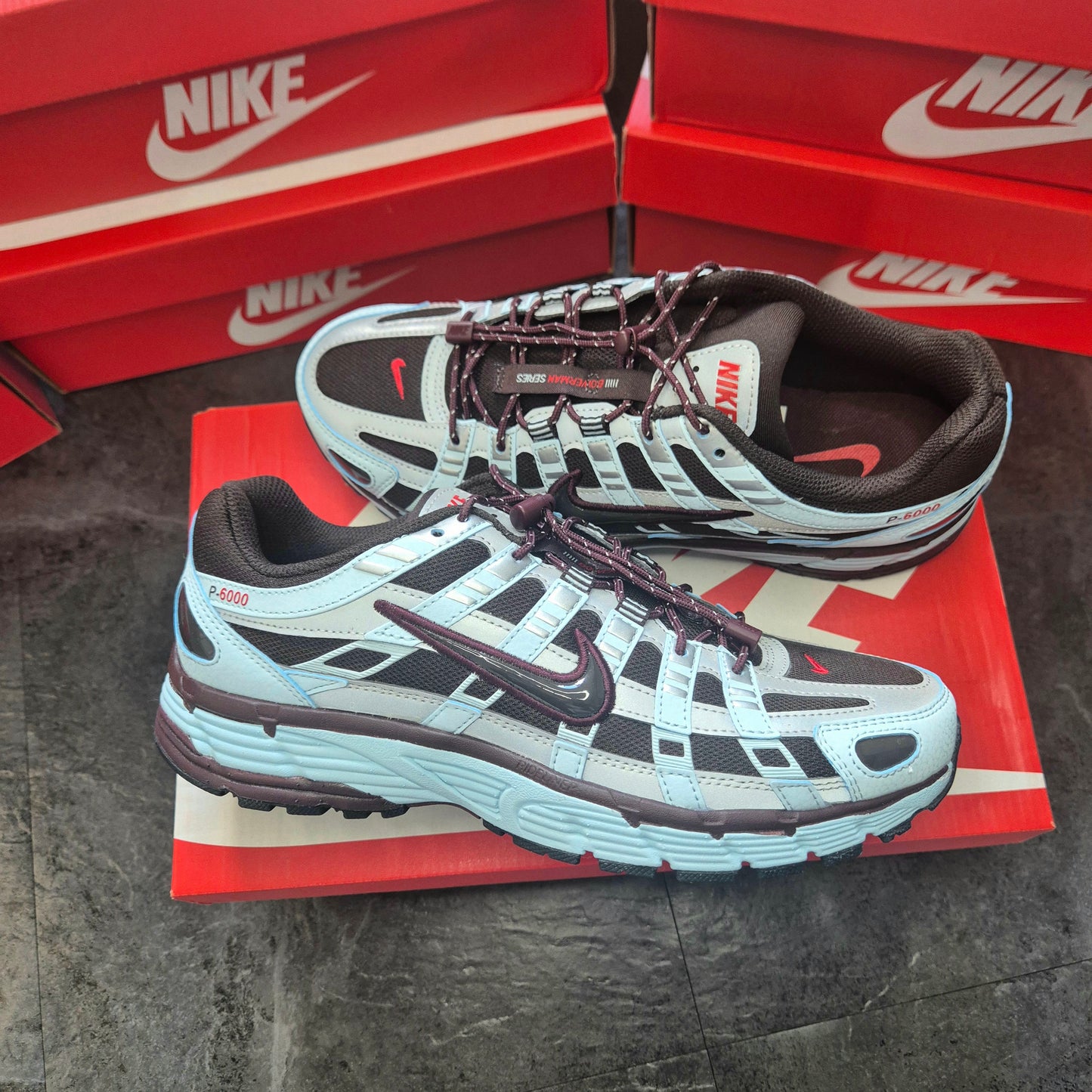 NIKE P-6000 BLUE/BURGANDY