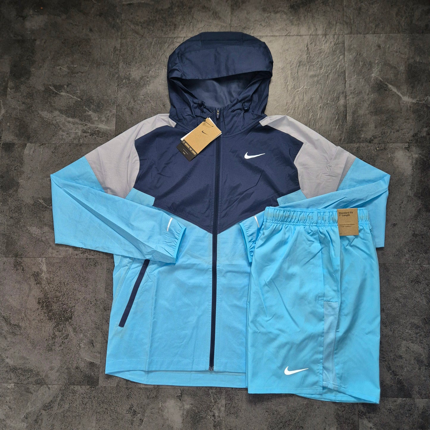 NIKE UV WINDRUNNER, MILER 1.0 & CHALLENGER SHORTS SET (AQUARIUS BLUE)