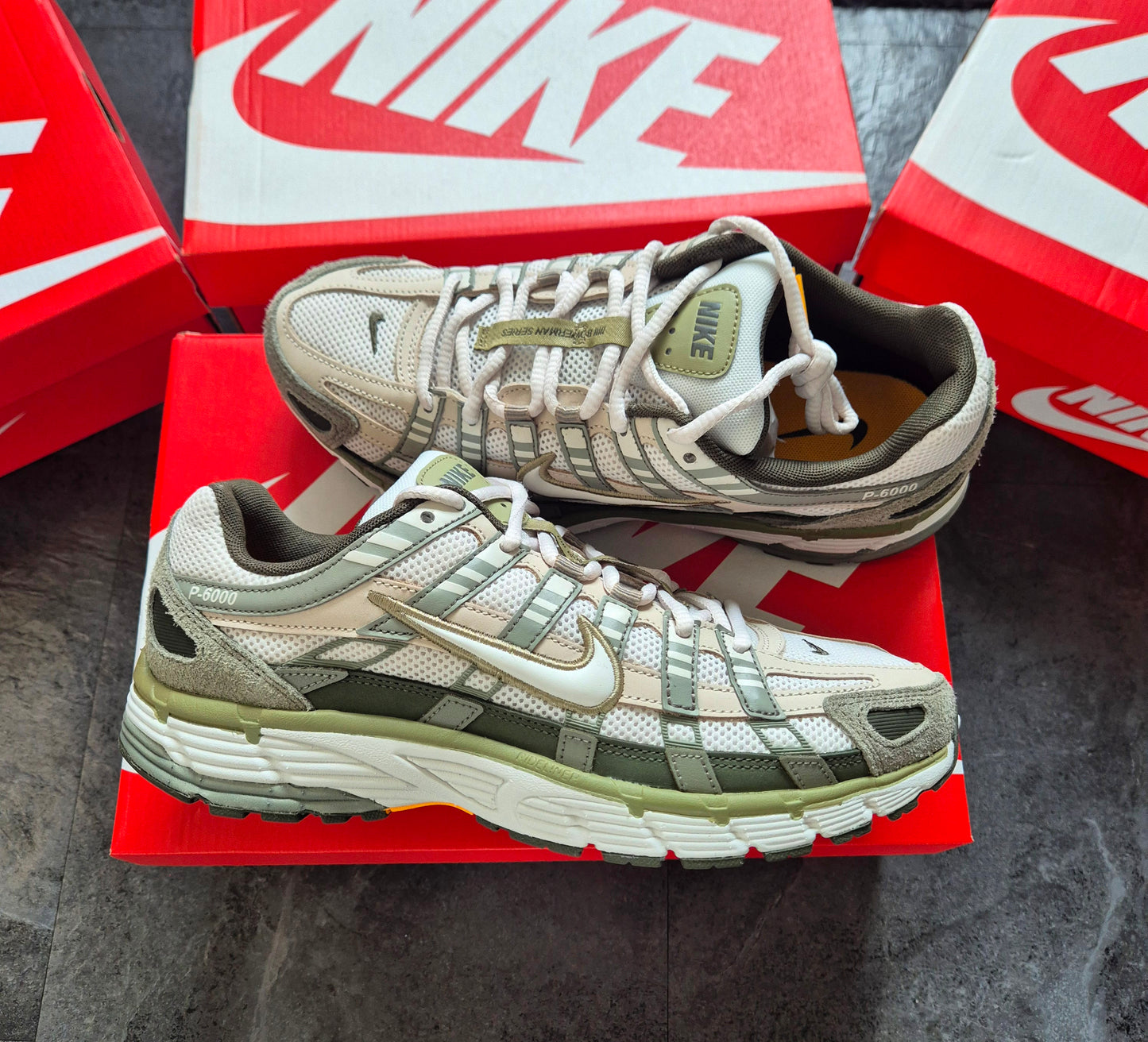 NIKE P-6000 CARGO KHAKI